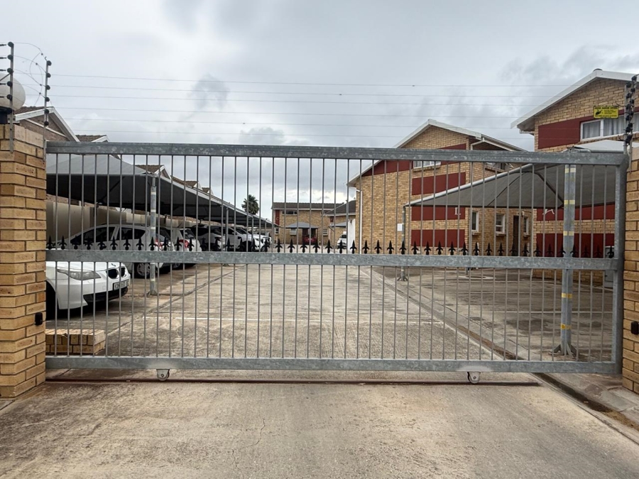 1 Bedroom Property for Sale in Windsor Park Eastern Cape